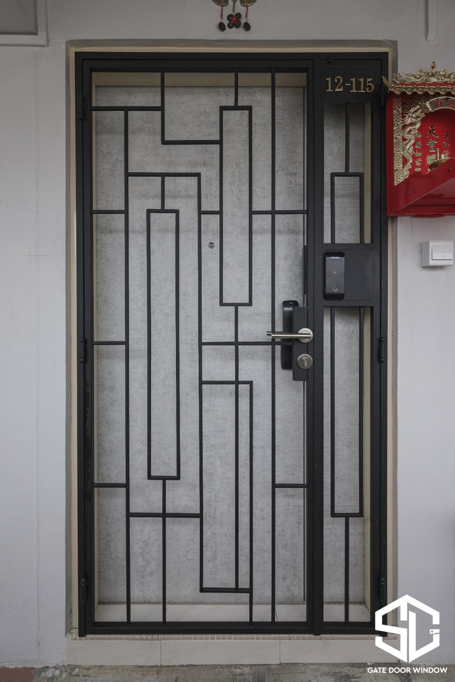 mild steel gate with abstract design